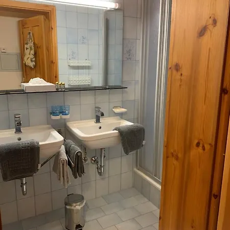 Am Burgsee لاديس