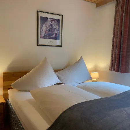 Am Burgsee بيت خشبي لاديس