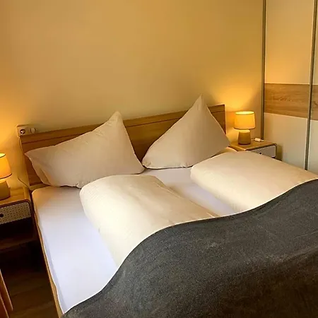 Am Burgsee Lodge