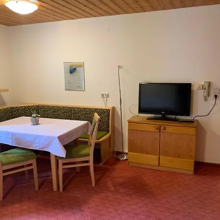 Am Burgsee Lodge Ladis